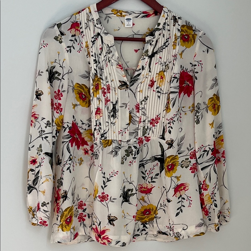 Old Navy Cream Floral Pintuck V-Neck Blouse with Red & Yellow Flowers Size M